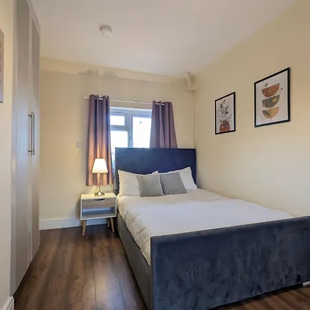 5 Ensuite Bedroom House Near Centre Free Parking Ferienhaus York