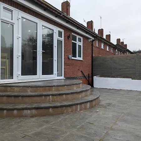 5 Ensuite Bedroom House Near Centre Free Parking Casa vacanze *