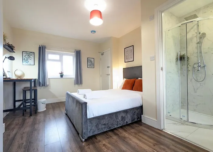 Дом отдыха 5 Ensuite Bedroom House Near Centre Free Parking Йорк