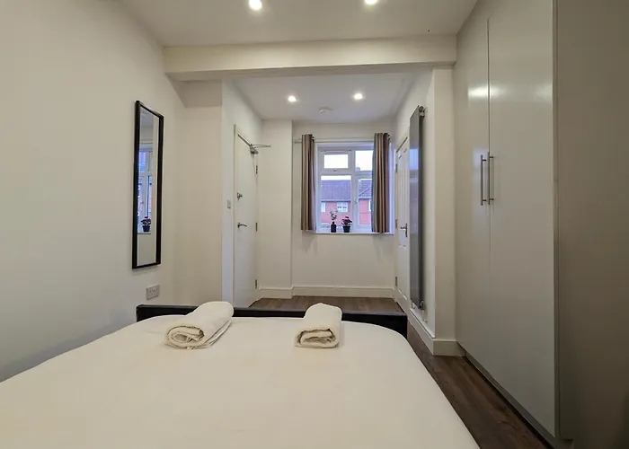 5 Ensuite Bedroom House Near Centre Free Parking * Йорк