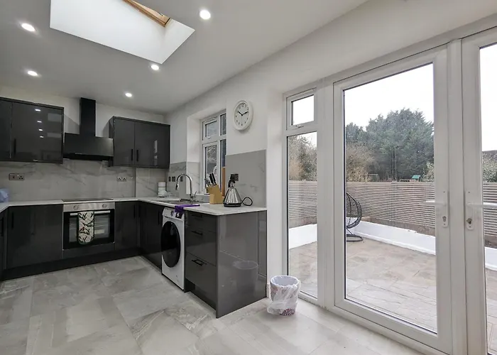 Дом отдыха 5 Ensuite Bedroom House Near Centre Free Parking Йорк