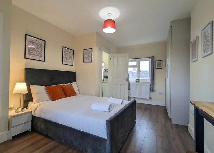 5 Ensuite Bedroom House Near Centre Free Parking Йорк