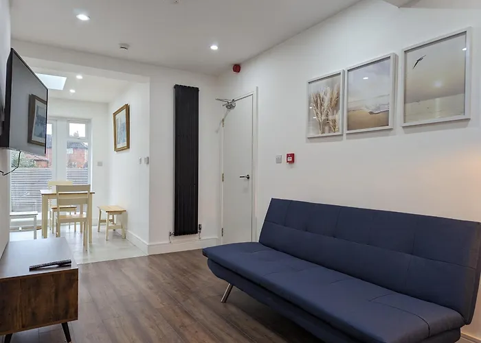 5 Ensuite Bedroom House Near Centre Free Parking * Йорк