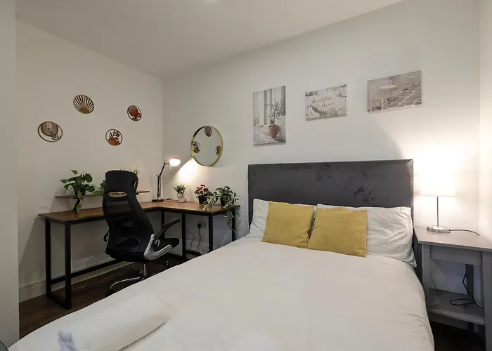 Дом отдыха 5 Ensuite Bedroom House Near Centre Free Parking *