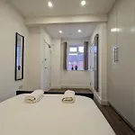 5 Ensuite Bedroom House Near Centre Free Parking * يورك