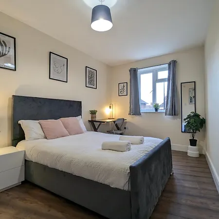 5 Ensuite Bedroom House Near Centre Free Parking Йорк